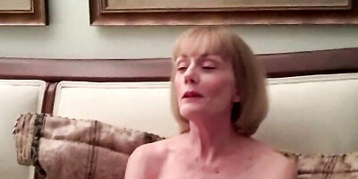 Wicked Sexy Melanie - mature clip
