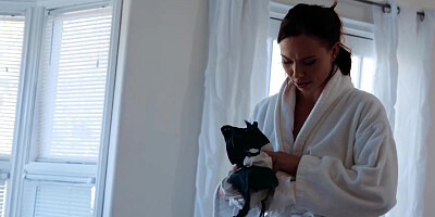 FAMILY SINNERS - Jake Adams Sniffs His Stepsis Aidra Fox's Panties While She Gives Him An Oral