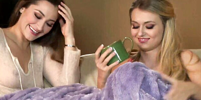 60fps action with winsome Natalia Starr and Dani Daniels from I Kiss Girls