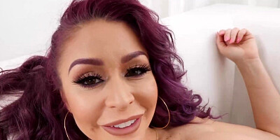 Monique Alexander sucks a big one in POV before doggy