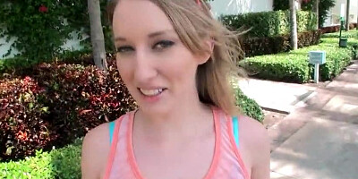 Riley Reynolds shows off ass and stuffed