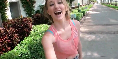Riley Reynolds shows off ass and stuffed