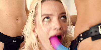 GIRLSWAY - Cheating Kenna James Wants To Surprise Husband With Sex Tape Of Her & 2 Dominant Babes