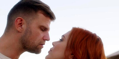 MILFY: Redhead Maitland Ward rushes squirting