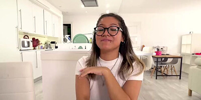 Fulfilling the dreams of an amateur Asian-Spanish babe: Beth Choy becomes a pornstar!