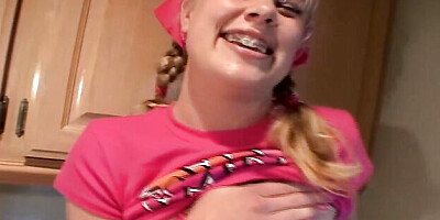 Erotic Little's licking smut