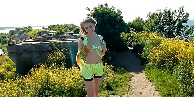 Watch divine lovebird's clip