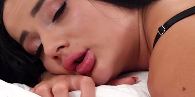 LetsDoeIt: POV orgasm accompanied by beautiful european babe