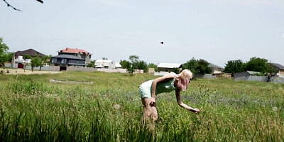 Playful Maria Rubio's babe action