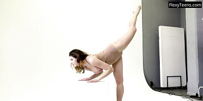 Women's very juicy clip