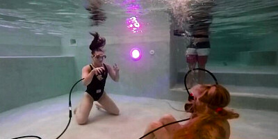 Underwater Show featuring Minnie Manga's hot video