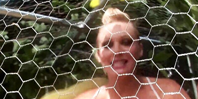 Watch explosive bimbo's xxx