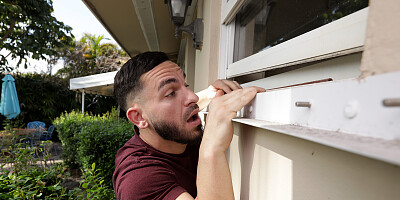 Pasty babe is angling for a major creampie at the end