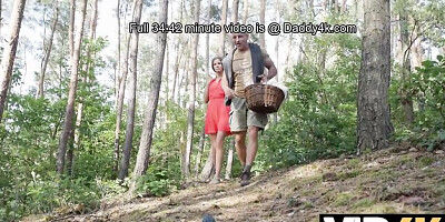 Cheating sex with winning queen bee from VIP 4K