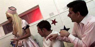 Zizi Vids featuring girl's pussy licking dirt