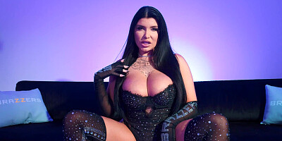 Romi Rain looks incredible and her booty is the best still