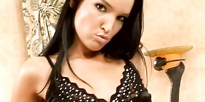 Bewitching Esmerelda - young (18+) clip - Pix And Video