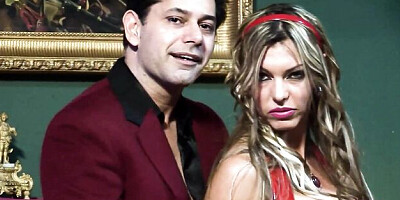 Watch so hot siren's movie