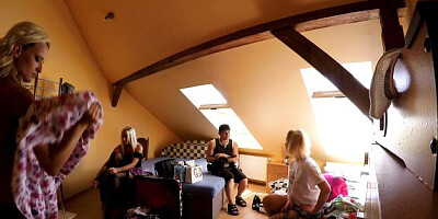 Romantic mantrap's black stockings dirt