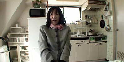 Naughty femme's asian cowgirl dirt