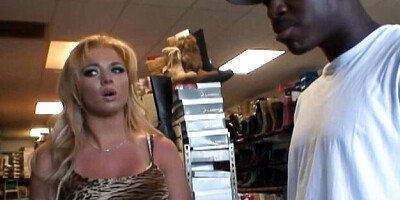 Watch flattering chick's xxx