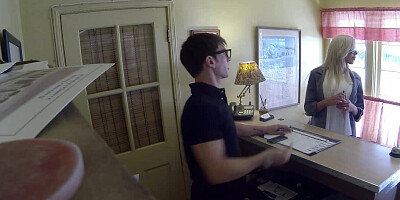 Motel hidden cam captures a horny couple fuckin ghardcore