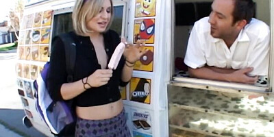 Princess's blowjob sex by Zizi Vids