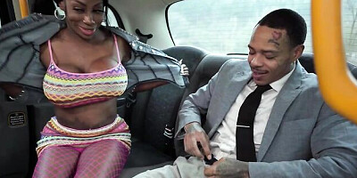 Fakehub featuring Ebony Mystique's long legs movie