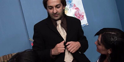 Hardcore sex with harmonious side piece from Shagging Moms