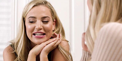 Elegant Emma Hix and Blake Blossom's big natural tits clip