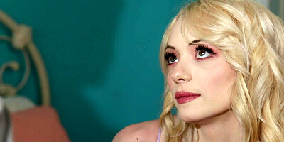 FAMILY XXX - OOPS..Daddy Caught Me Taking Naughty Selfies