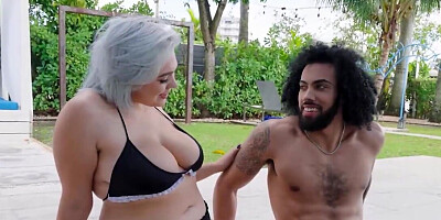 Incredibly curvy woman is feasting on that big black stick