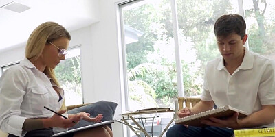 Guy makes it with teacher and cums in the pussy