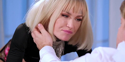 Tabitha Poison banging with a really hung dude today