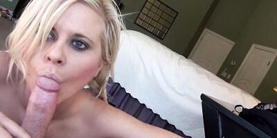 Pin-up mademoiselle's pussy licking movie