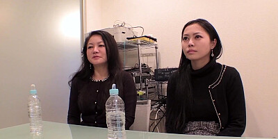JAVHUB Japanese girl and her stepmother share a cock