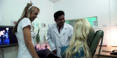 Angel's milf in stockings clip