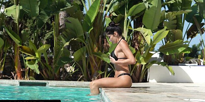 Nice-looking Clea Gaultier and Clea at stockings sex