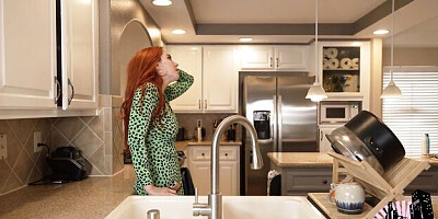 Hottie's missionary clip