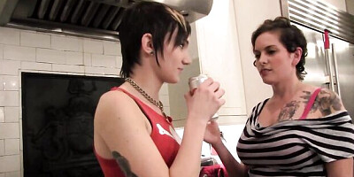Watch luring sugar's movie