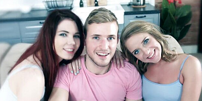 Blowjob porn with amatory Dolce Vita and Vita from Teens Fucking