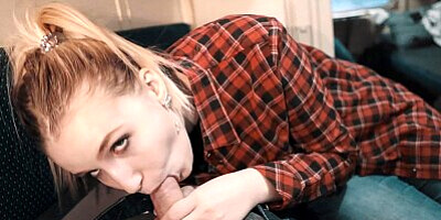 Girl Fellow Traveler Seduced Guy On the Train And Gave Him Blowjob And Swallowed Sperm! Part 1