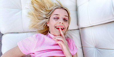 Maria Anjel is an angelic hoe that needs D