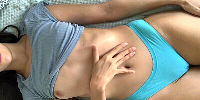 Horny moaning and vibrations