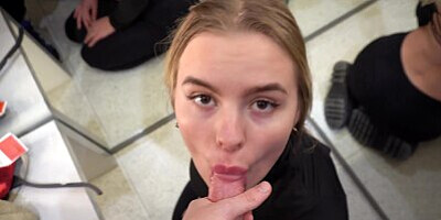 Babe gets public risky blowjob in fitting room - Close to be caught