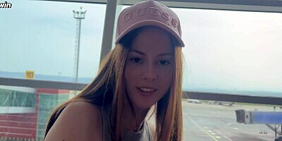 Girl Stranger From Airport Turns Out To Be Sexy Positive Goddesses Of Los Angeles