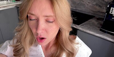 The tourist was very hungry and I fed her creampie - Loly Nebel