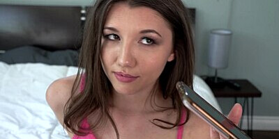 Maya Woulfe Convinces Stepbro She has a One of Kind Highly Desired Super Pussy - S19:E6