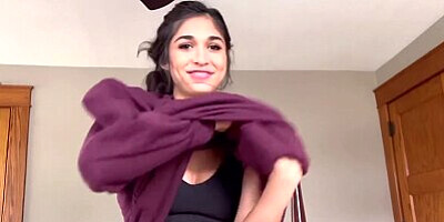 Tight Latina Reina Rae Deepthroats Daddy’s Cock POV