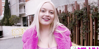 Watch fiery honey's xxx